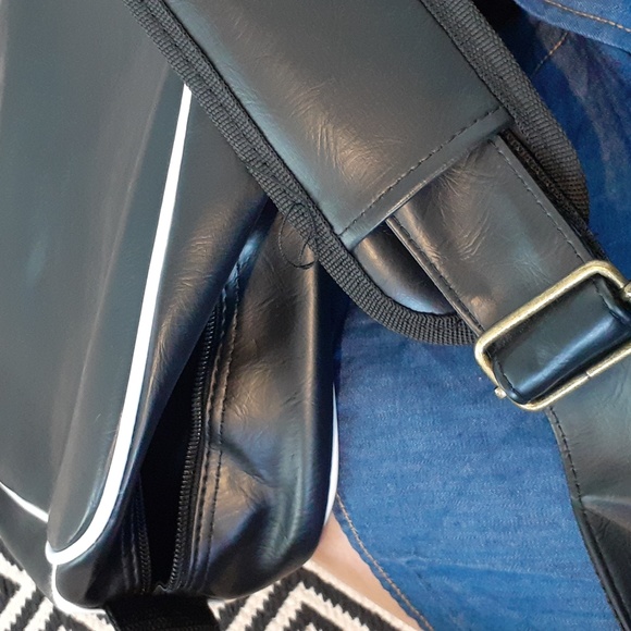 I love London black shouder large leather bag - Picture 10 of 10